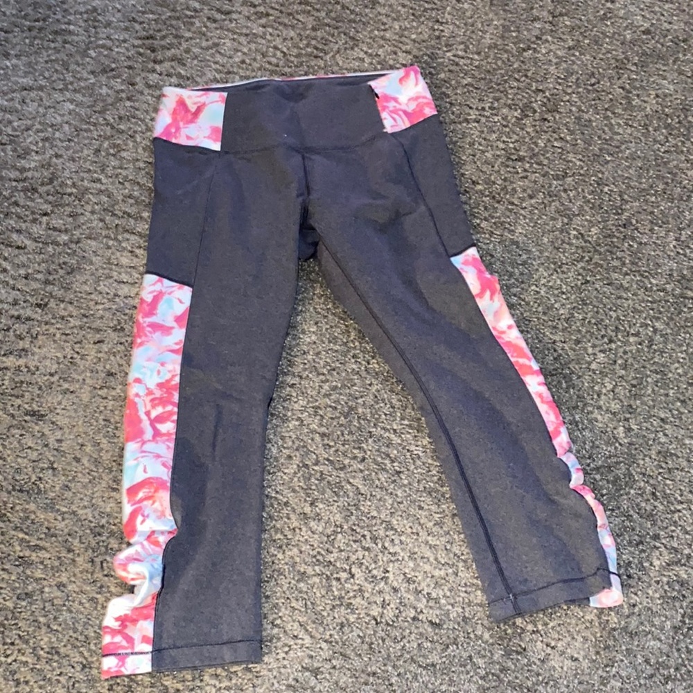 💗 CALIA Capri Leggings